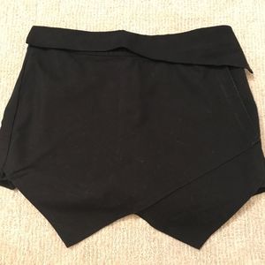 Skort